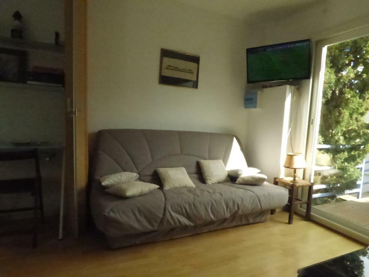 Place Au Pastis Villa Ла Гранде-Моте Екстериор снимка