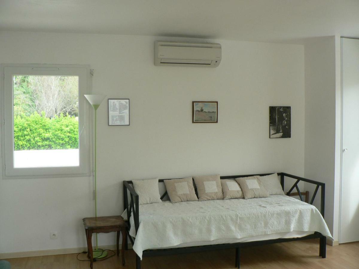 Place Au Pastis Villa Ла Гранде-Моте Екстериор снимка